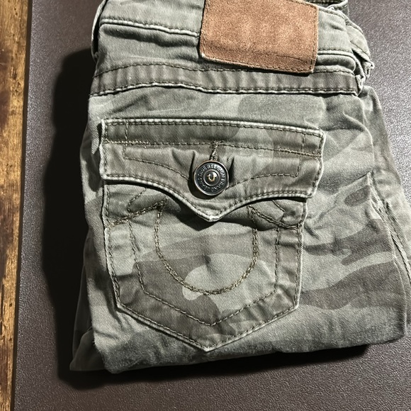 True Religion Camouflage Camo olive green - Picture 11 of 11